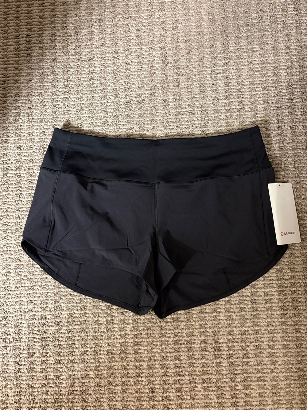 NWT Lululemon Speed Up High-Rise Lined Short 2.5” -Black